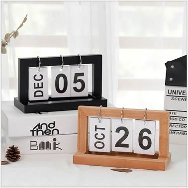 Wooden calendar 02