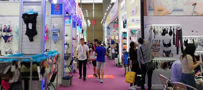 The Canton fair (1)