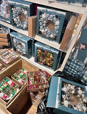 trending christmas wreath