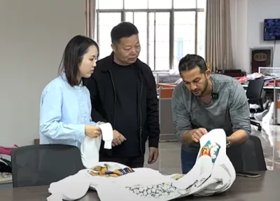 Negotiate the Sample and product test with the supplier